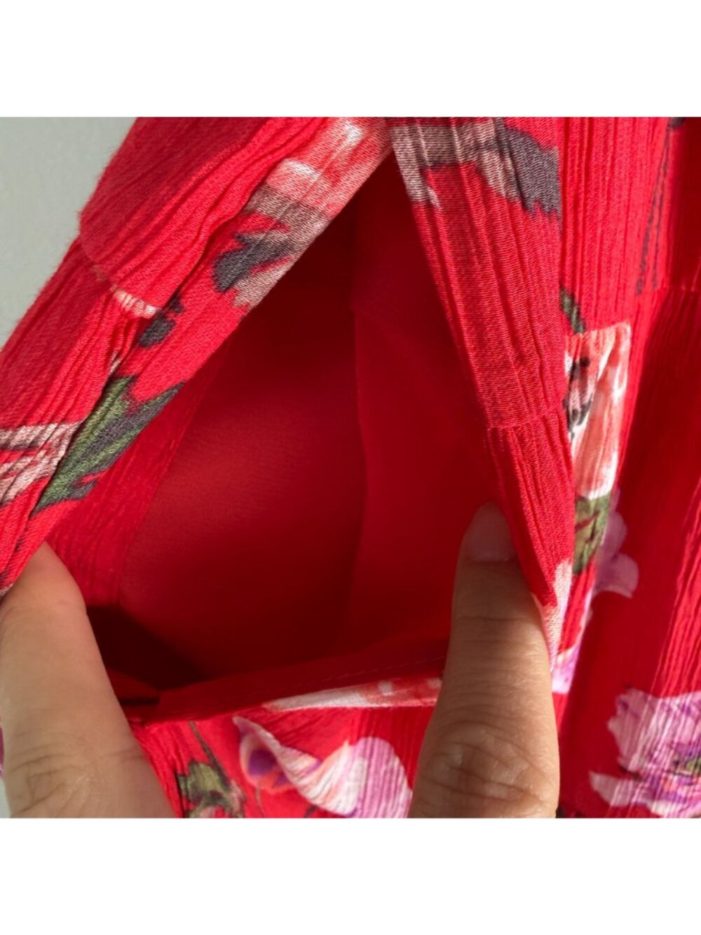 Abercrombie & Fitch Smocked Bodice Maxi Dress Red Floral Print XXSP Vacation - Picture 12 of 12